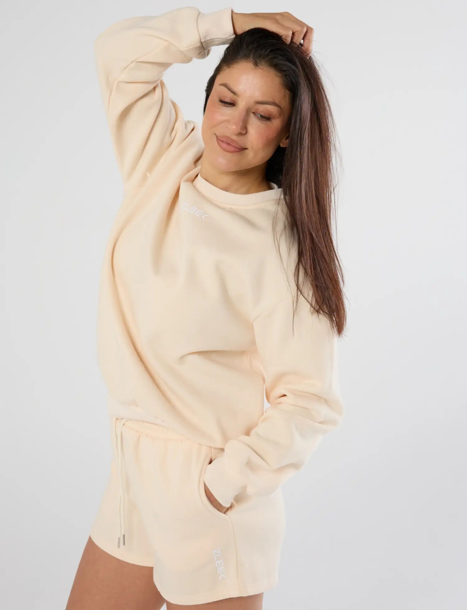 zleek cozychic sweat set cream