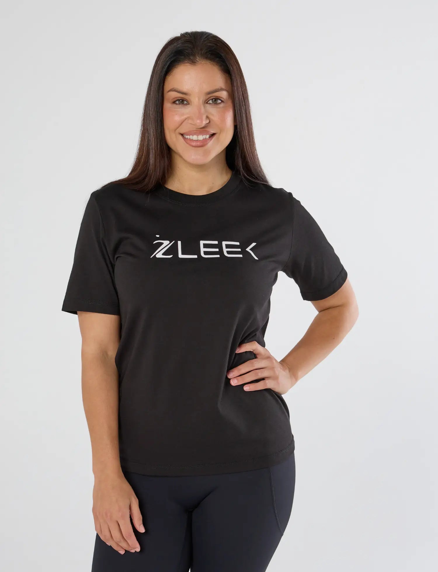 zleek timeless tee black